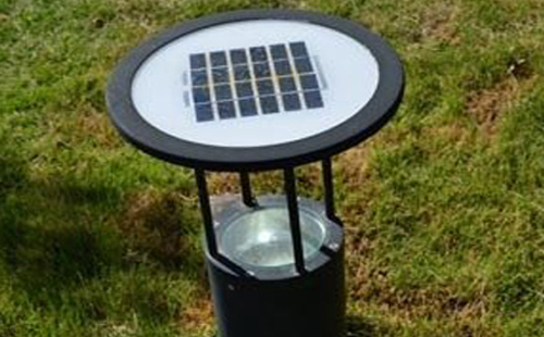 别墅庭院氛围营造：疏附草坪灯选型与布光技巧