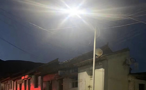 农村院子里最适合的疏附太阳能路灯亮度与安装要点 农村院子里最适合的疏附太阳能路灯亮度与安装要点