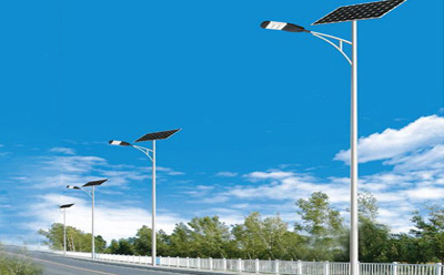 农村道路装疏附太阳能路灯选多大瓦数实测